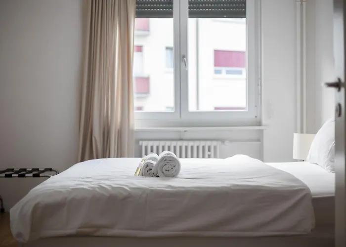 Daire Downtown Dream 3,5br With Balcony And Style Ba42 *